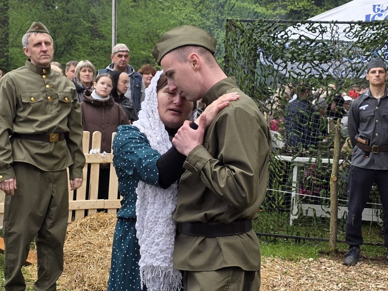 «МОГИЛЕВСКИЙ ПИКНИК» С ХАРАКТЕРОМ ОТ «ЛифтБат»