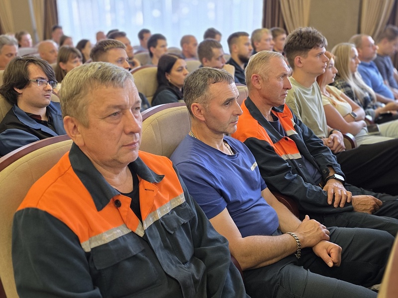 БЕЗОПАСНОСТЬ НА ПЕРВОМ МЕСТЕ