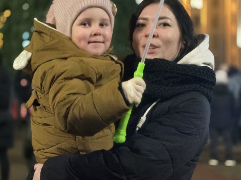 Главная елка Могилевской области засияла множеством праздничных огней