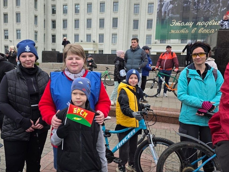 В ЕДИНОМ РИТМЕ С ГОРОДОМ: «МОГИЛЕВЛИФТМАШ» НА БОЛЬШОМ ВЕЛОПРОБЕГЕ!