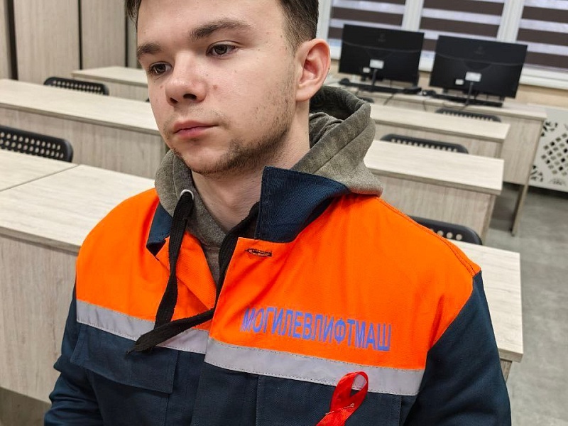 Круглый стол с молодежью, приуроченный к Всемирному дню борьбы со СПИДом