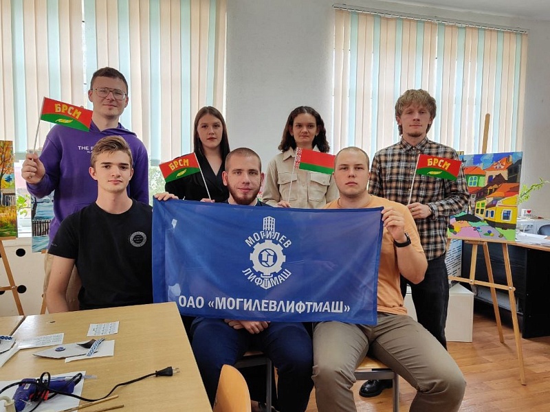 Магниты с душой Беларуси: Творческий мастер-класс в преддверии Дня народного единства! 