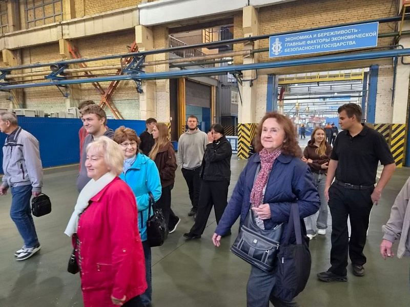 ПРИЕМСТВЕННОСТЬ ПОКОЛЕНИЙ ЛИФТОСТРОИТЕЛЕЙ