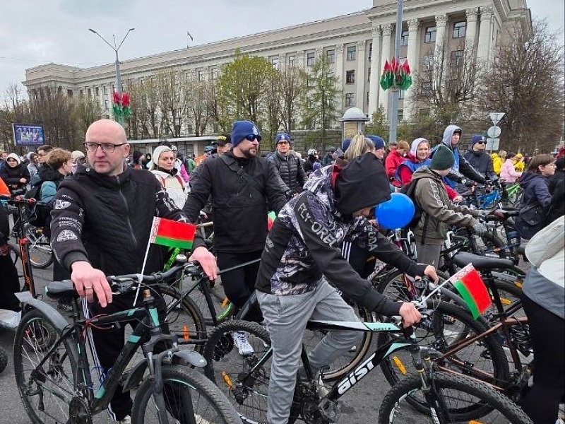 В ЕДИНОМ РИТМЕ С ГОРОДОМ: «МОГИЛЕВЛИФТМАШ» НА БОЛЬШОМ ВЕЛОПРОБЕГЕ!