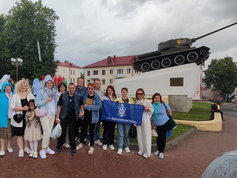 Тур выходного дня "Жировичи – Слоним - Сынковичи"