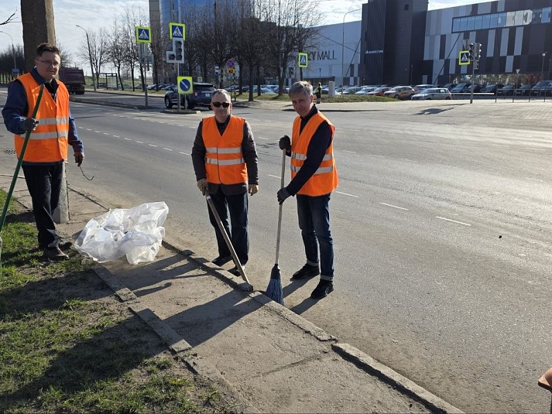 Могилевские лифтостроители активно включились в апрельский субботник - 2026!