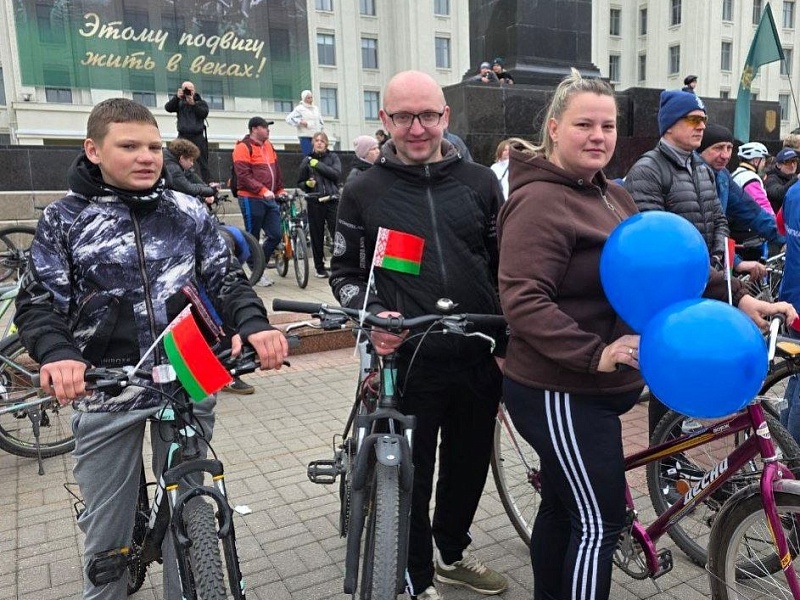 В ЕДИНОМ РИТМЕ С ГОРОДОМ: «МОГИЛЕВЛИФТМАШ» НА БОЛЬШОМ ВЕЛОПРОБЕГЕ!