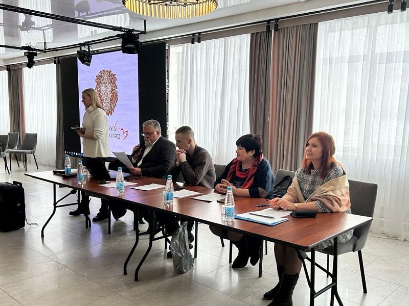 Интеллектуальный триумф: Команда "Могилевлифтмаш" - призер областного турнира по интеллектуальным играм!