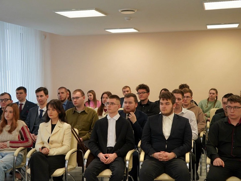 Молодые специалисты Могилевлифтмаш встретились с главой города