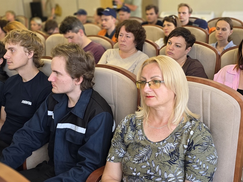 БЕЗОПАСНОСТЬ НА ПЕРВОМ МЕСТЕ