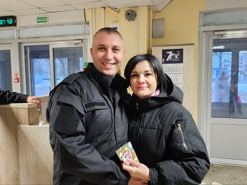 ПРАЗДНИЧНОЕ НАСТРОЕНИЕ ДЛЯ ПРЕКРАСНЫХ ЗАВОДЧАНОК