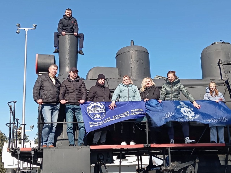 Память, высеченная в камне: "Могилевлифтмаш" посетил мемориалы "Хатынь" и "Курган Славы" в преддверии 80-летия Победы и 82-й годовщины Хатынской трагедии