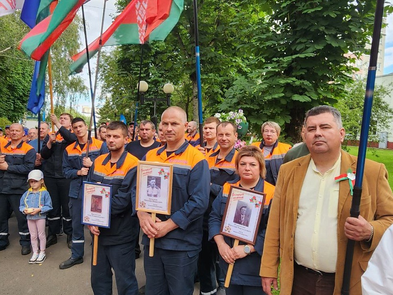 В год 80-летия Победы и 81-летия освобождения Беларуси: Лифтостроители зажигают "Огонь доблести и памяти"