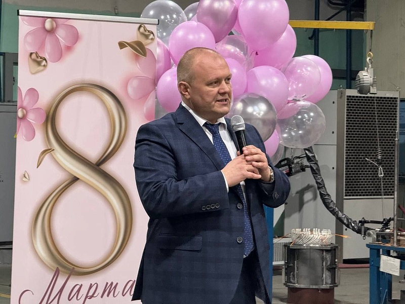 Творческий подарок к 8 марта от самих заводчан!