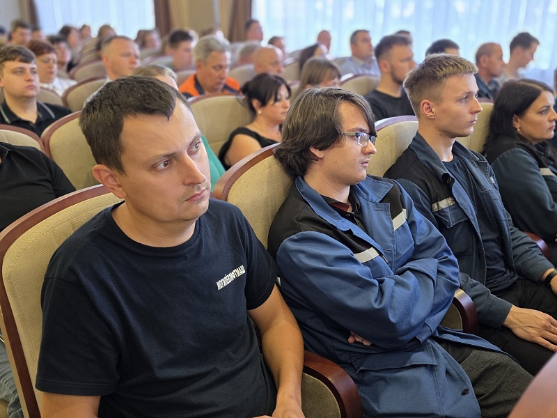 БЕЗОПАСНОСТЬ НА ПЕРВОМ МЕСТЕ