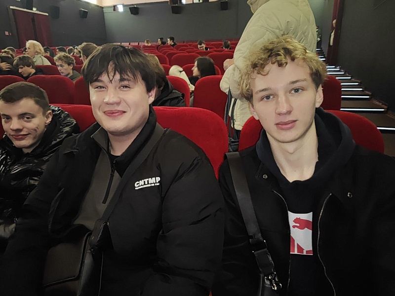 Молодежь Могилевлифтмаш посетила Национальный кино проект "Классная"