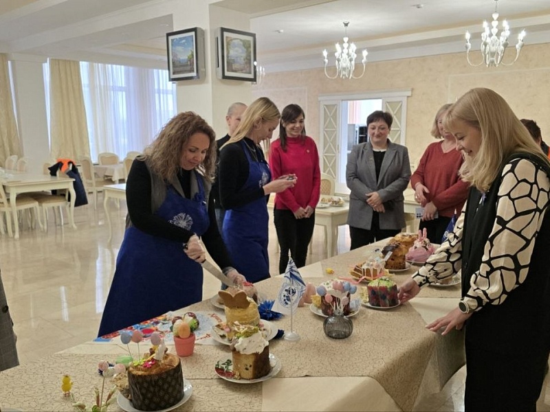 В ЕДИНСТВЕ И ТРАДИЦИЯХ: НА МОГИЛЕВЛИФТМАШ ВЫБРАЛИ ЛУЧШИЙ ПАСХАЛЬНЫЙ КУЛИЧ