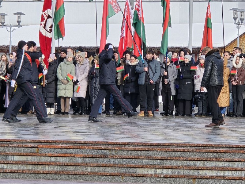 ПАМЯТЬ И УВАЖЕНИЕ К ЗАЩИТНИКАМ ОТЕЧЕСТВА 