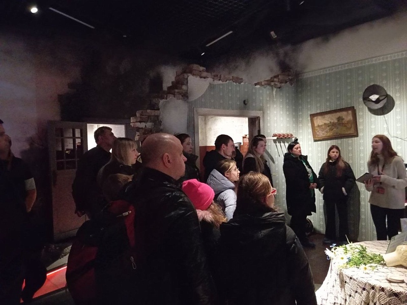 Память, высеченная в камне: "Могилевлифтмаш" посетил мемориалы "Хатынь" и "Курган Славы" в преддверии 80-летия Победы и 82-й годовщины Хатынской трагедии