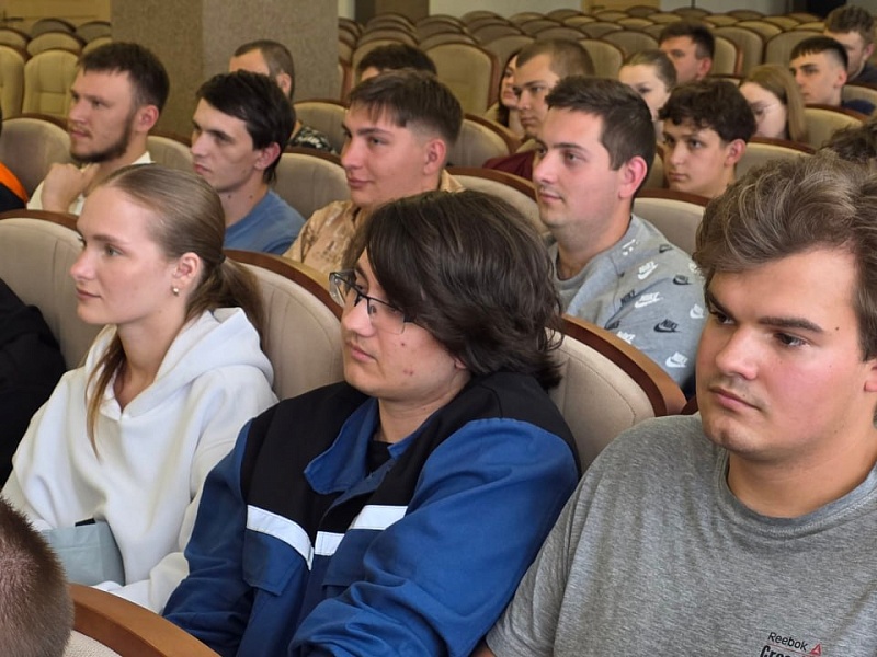 НОВЫЙ ЭТАП, НОВЫЕ ВЫСОТЫ: ОТКРЫТЫЙ ДИАЛОГ С МОЛОДЫМИ СПЕЦИАЛИСТАМИ