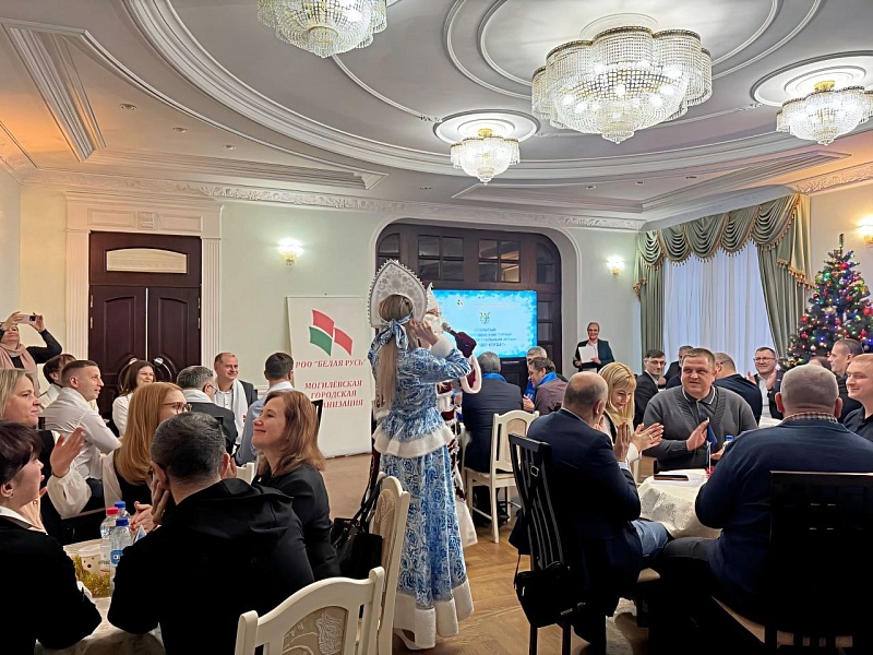 Серебряный Триумф Интеллекта: Команда «Могилевлифтмаш» – Вице-чемпионы Городского рождественского турнира «Что? Где? Когда?»