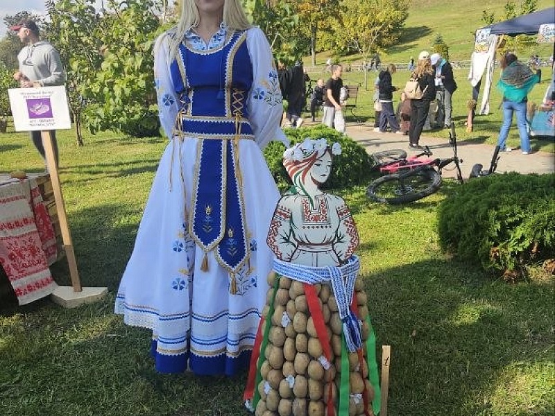 Команда «Могилевлифтмаш» на конкурсе «С бульбай, смачна!»