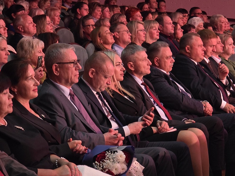 ВМЕСТЕ СТРОИМ БУДУЩЕЕ: МОГИЛЕВЛИФТМАШ ОТМЕЧАЕТ 60-ЛЕТНИЙ ЮБИЛЕЙ И ДЕНЬ МАШИНОСТРОИТЕЛЯ!