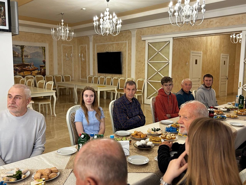 ПРИЕМСТВЕННОСТЬ ПОКОЛЕНИЙ ЛИФТОСТРОИТЕЛЕЙ